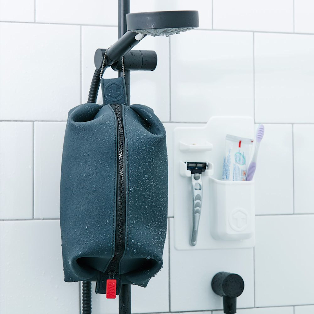Tooletries The Koby Dopp Bag in Shower