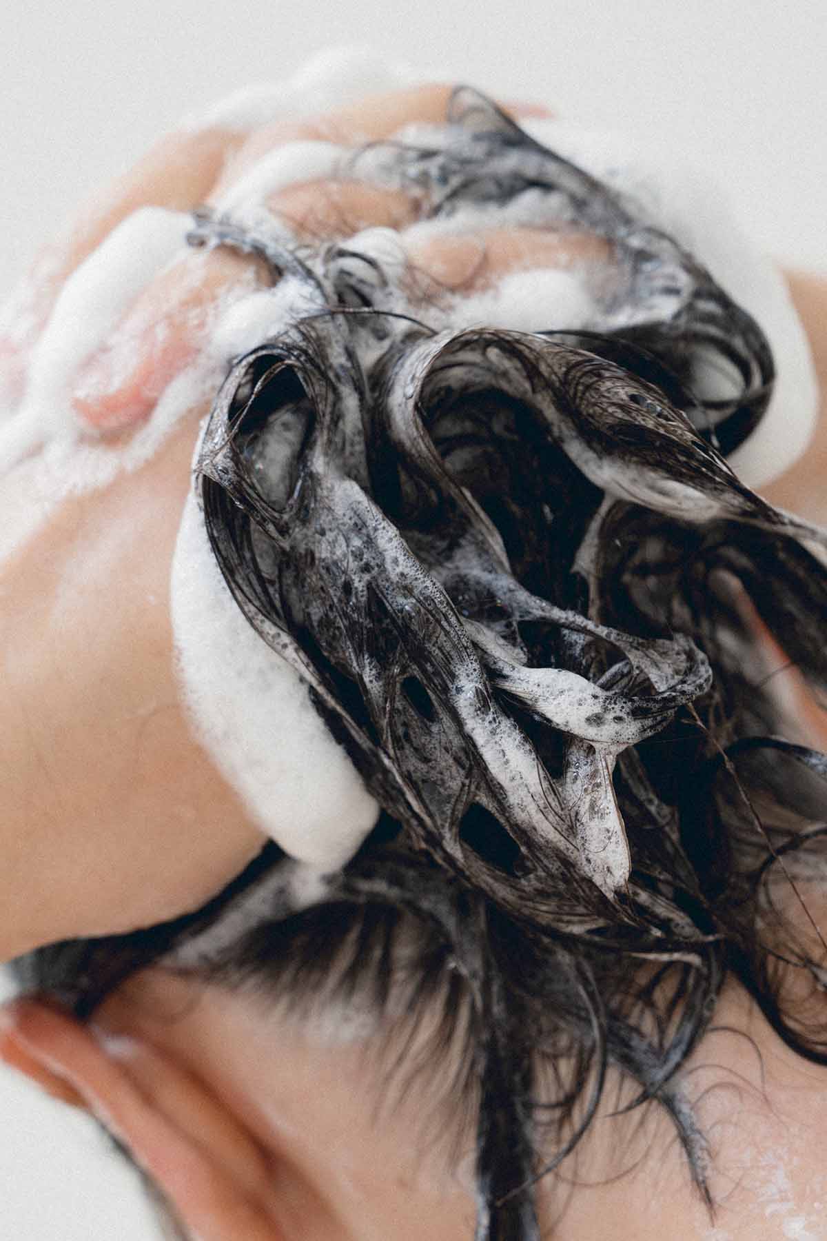 Revitalizing Natural Shampoo 